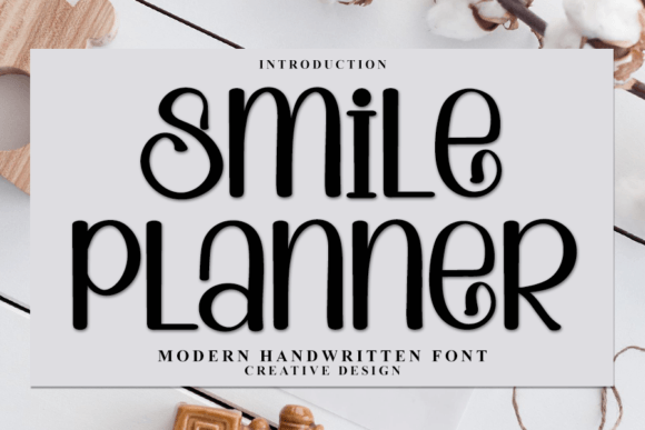 Smile Planner Font Review for Branding Projects